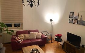 Geräumiges 2-Raum-Apartment mit Loggia